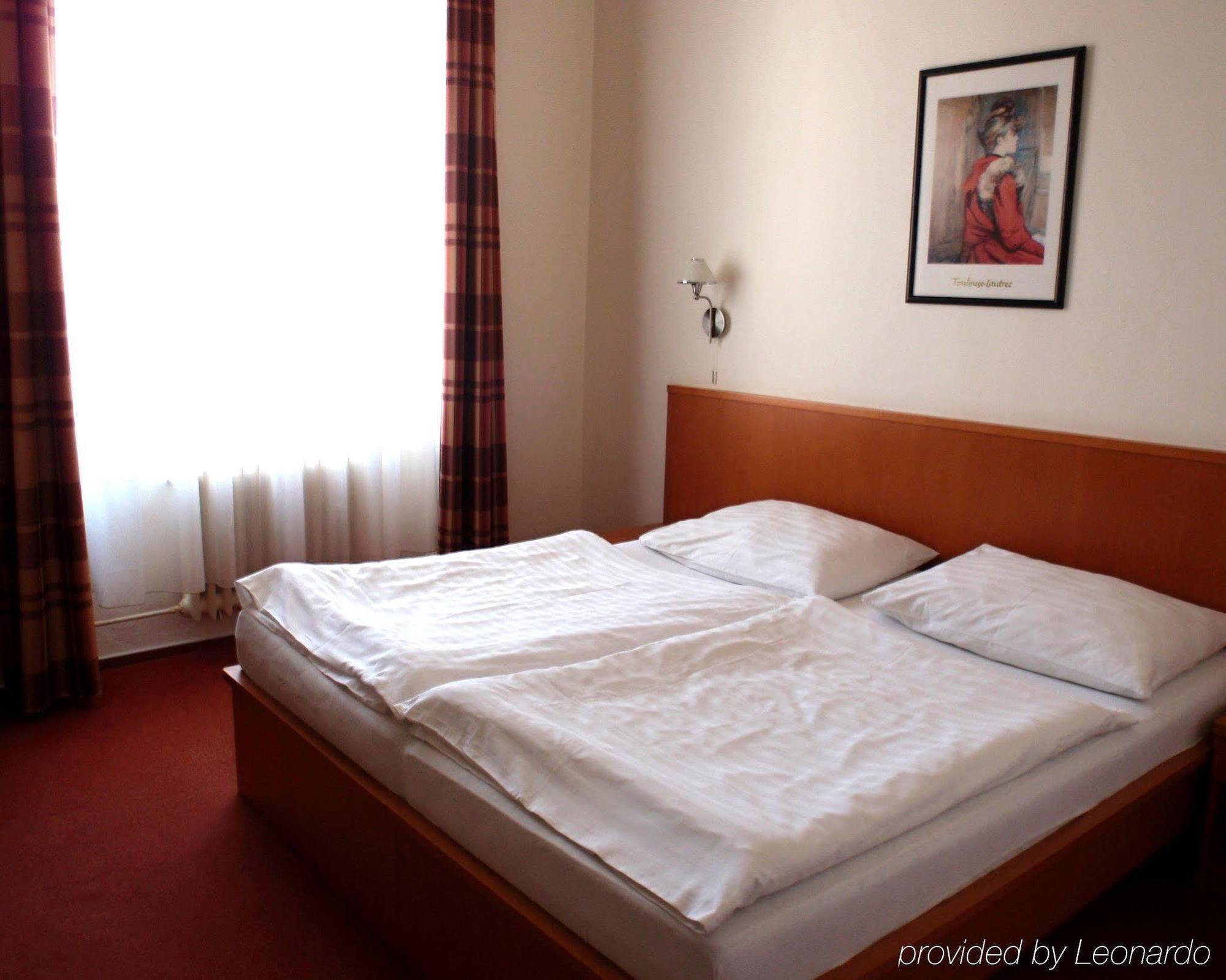 Hotel Grand อูแฮร์สแก ฮราดิชเก ห้อง รูปภาพ